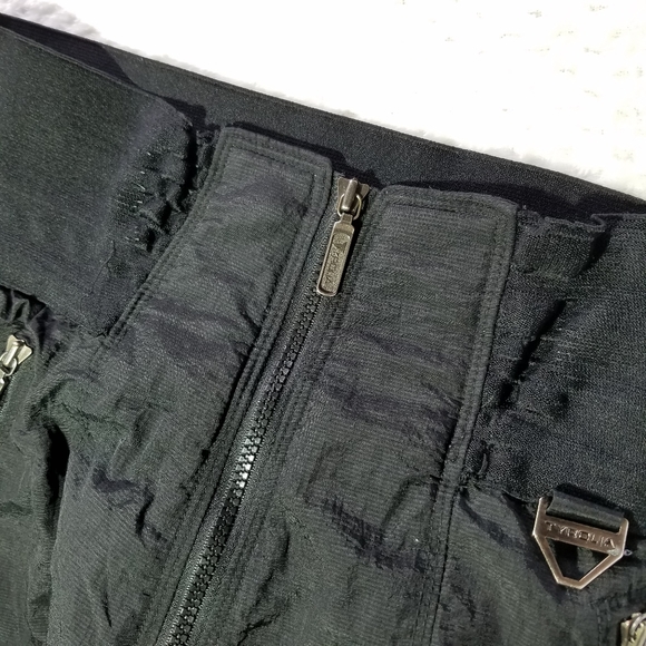 Vintage Tyrolia High Waisted Skiwear Skiboarding Stirrup Black Pants - Picture 11 of 11